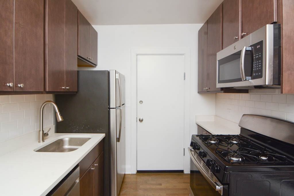 2643 N Spaulding Ave #1E - Photo 2 of 21