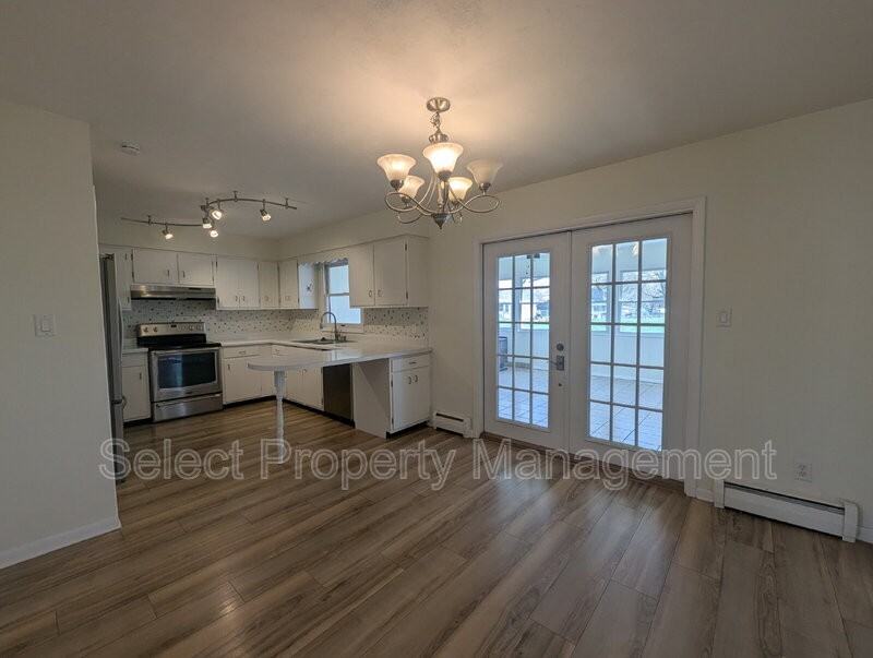 3226 Arrowwood Dr - Photo 6 of 35