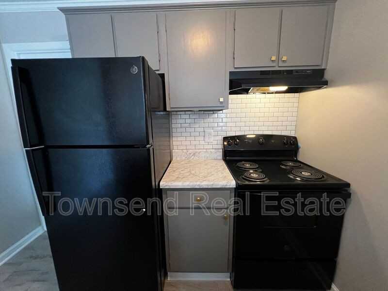 5846 - Photo 6 of 13