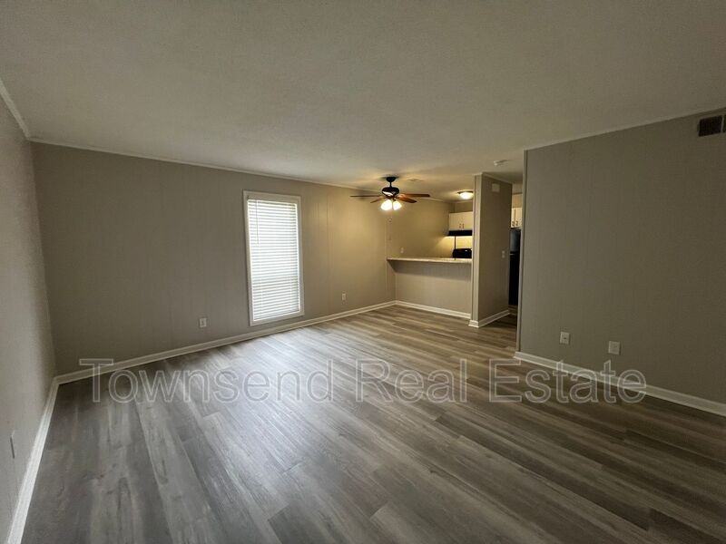 5874 - Photo 2 of 12