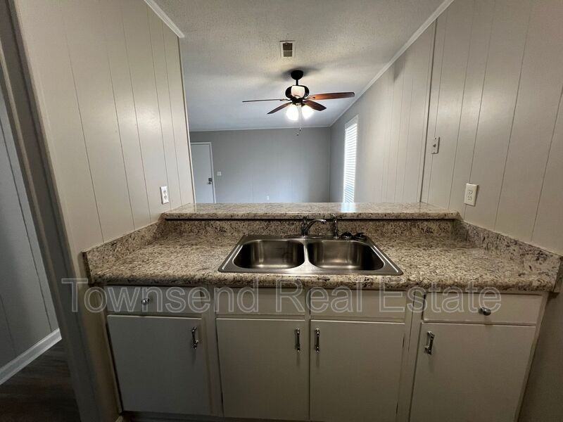 5874 - Photo 6 of 12