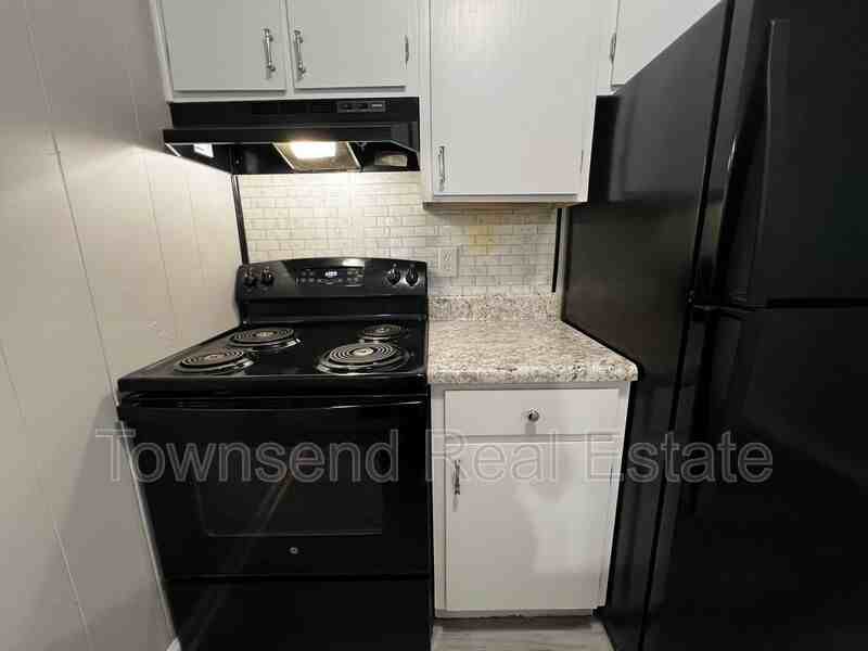 5874 - Photo 7 of 12