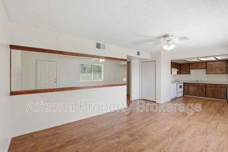 21632 N 23rd Ave #12 - Photo 4 of 16