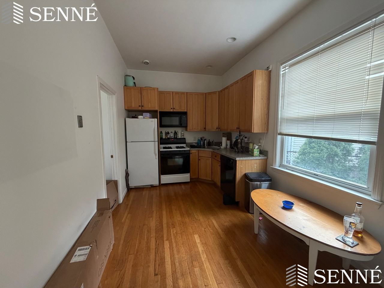 340 Franklin St #3 - Photo 3 of 10