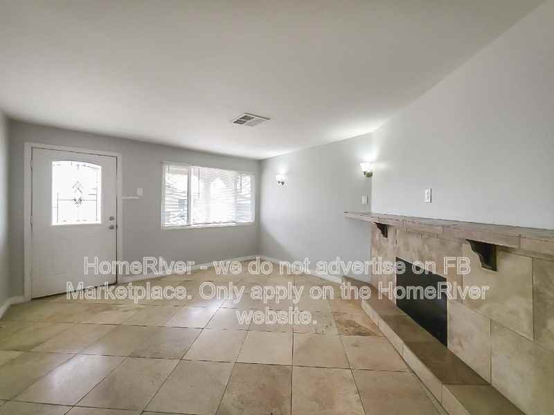 2221 E Beverly Ln - Photo 7 of 26