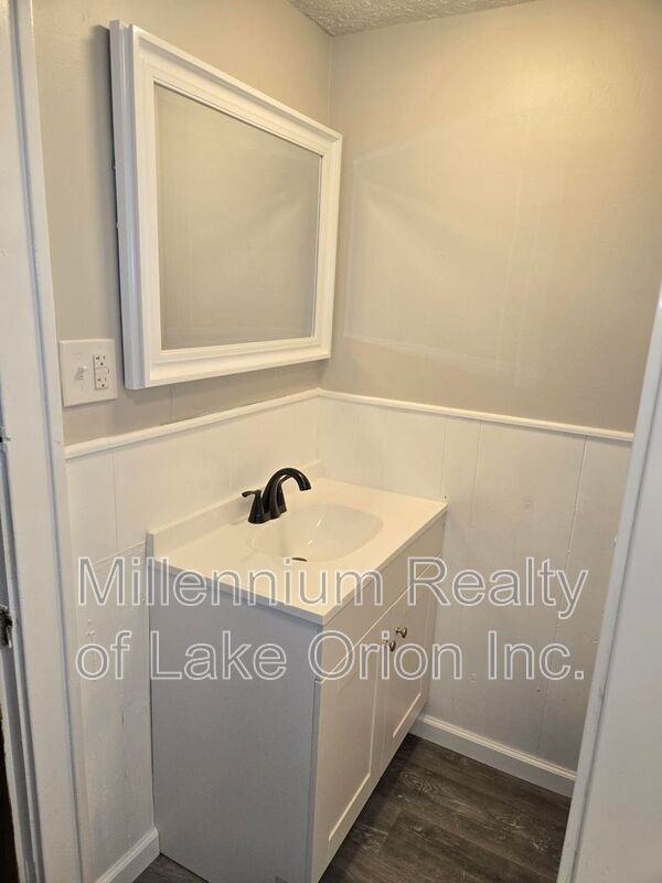 30 E Beverly Ave - Photo 7 of 27