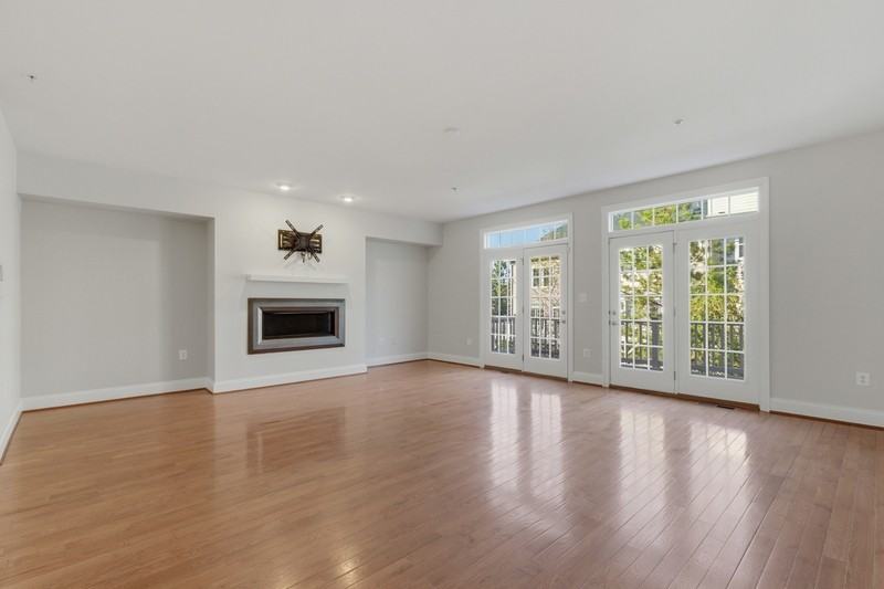 15816 Swanscombe Loop - Photo 2 of 23