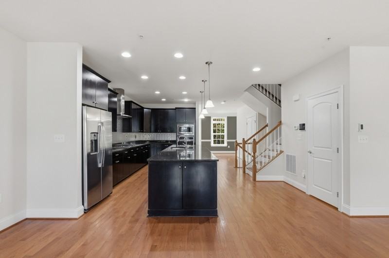 15816 Swanscombe Loop - Photo 5 of 23