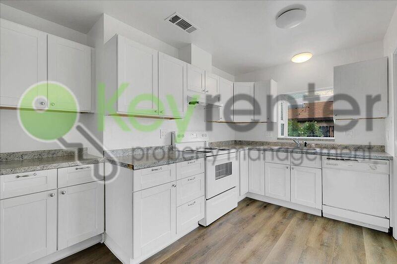 3540 Grant Park Dr - Photo 4 of 25