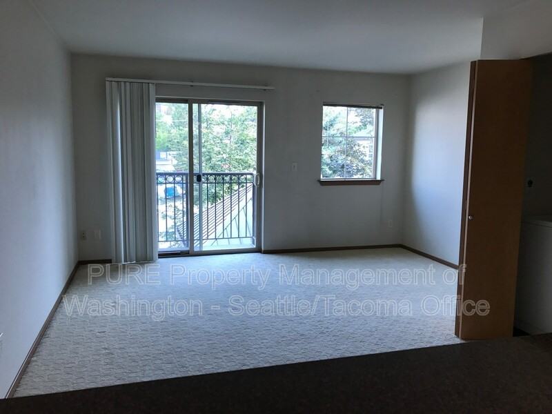 1125 E Olive St #312 - Photo 3 of 10