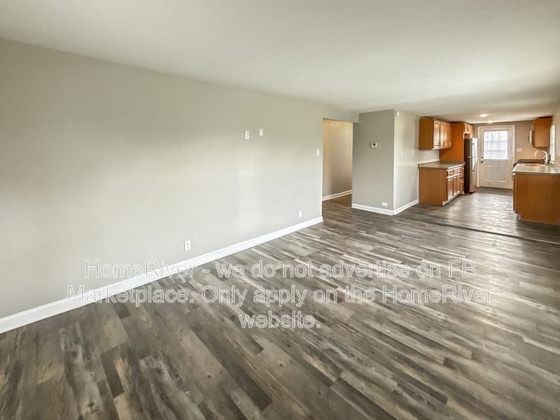 3010 Sardonyx St - Photo 3 of 21