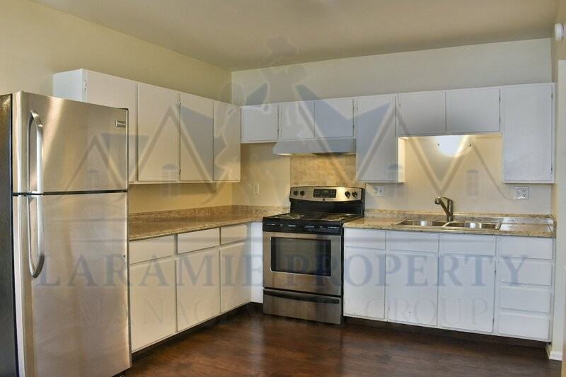 2310 E Garfield St #A12 - Photo 2 of 11