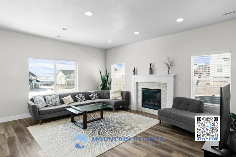 2191 W Northridge Dr - Photo 3 of 35