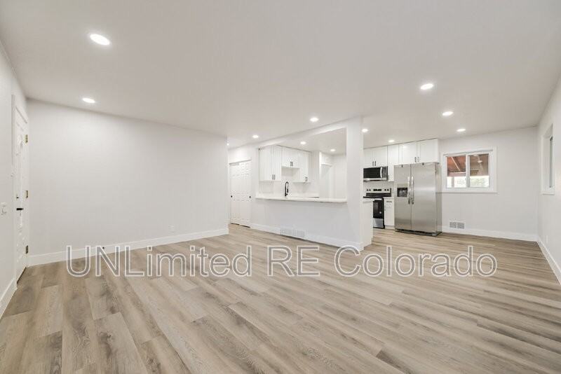 1350 Troy St - Photo 5 of 17