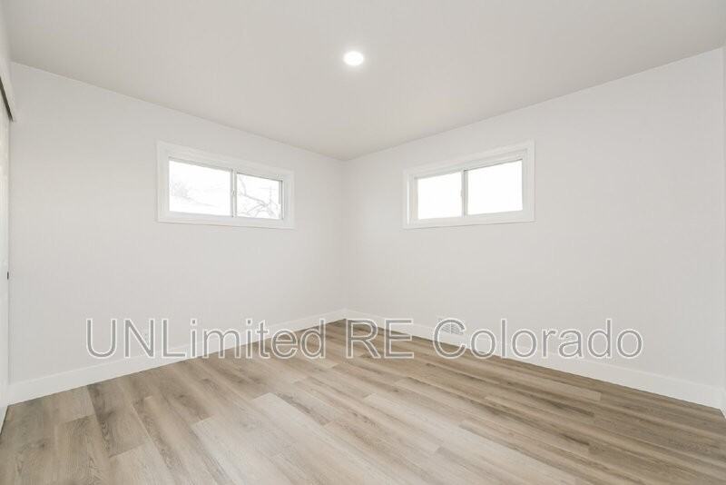 1350 Troy St - Photo 7 of 17