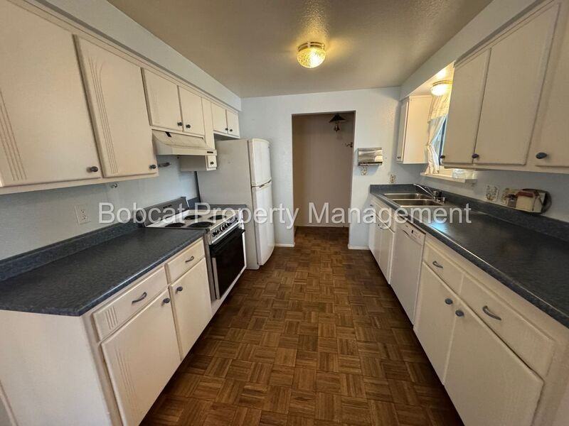 Undisclosed - Photo 4 of 21