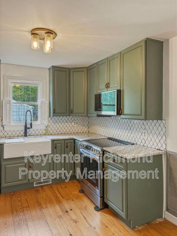 8255 Varina Rd - Photo 6 of 21