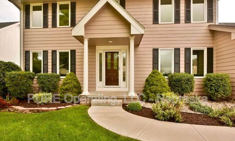 4909 N 142nd St - Photo 3 of 50