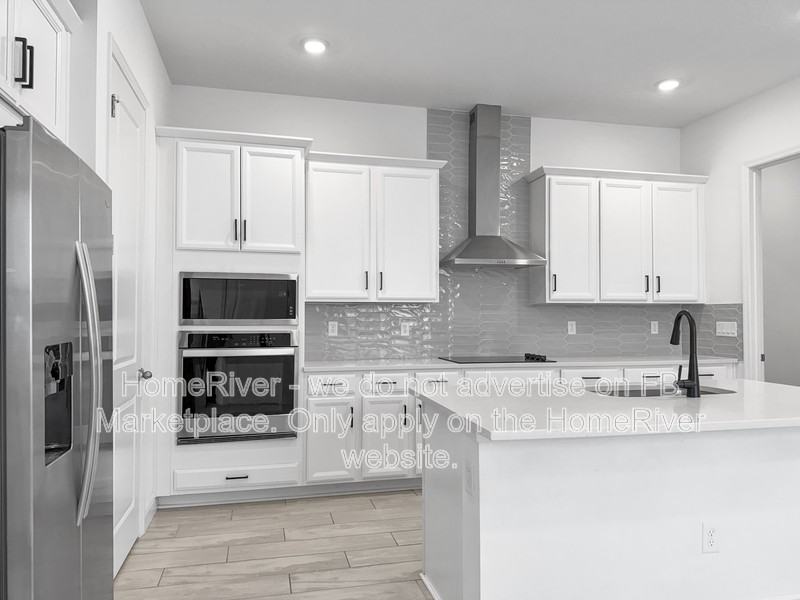 6481 Cyrils Dr - Photo 3 of 20