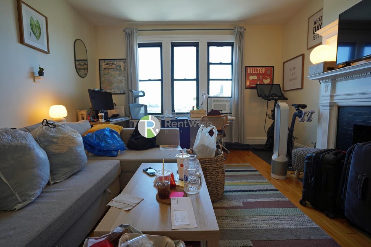 1216 Commonwealth Ave #14 - Photo 4 of 16