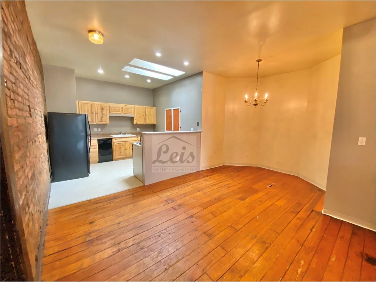 423 West 4th Street Apt 5 (New) - Photo 6 of 19