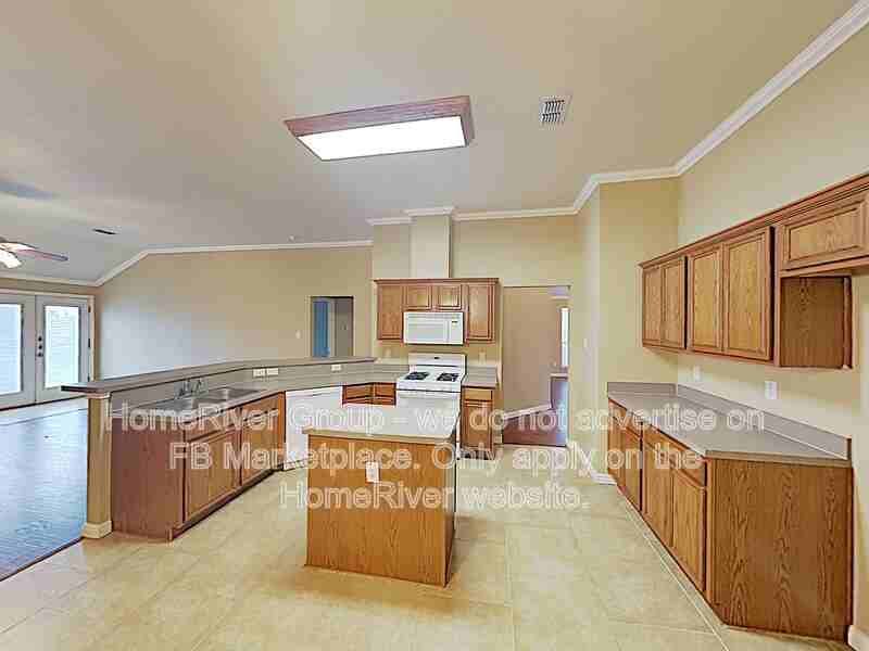 411 Hidden Ridge Dr - Photo 4 of 20