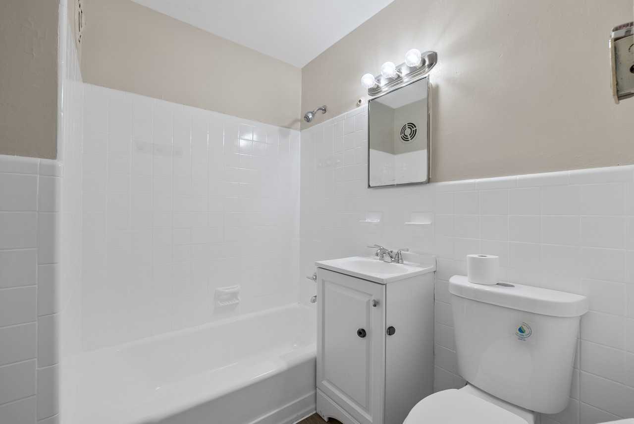 2020 Woodlynne Avenue - Photo 4 of 7