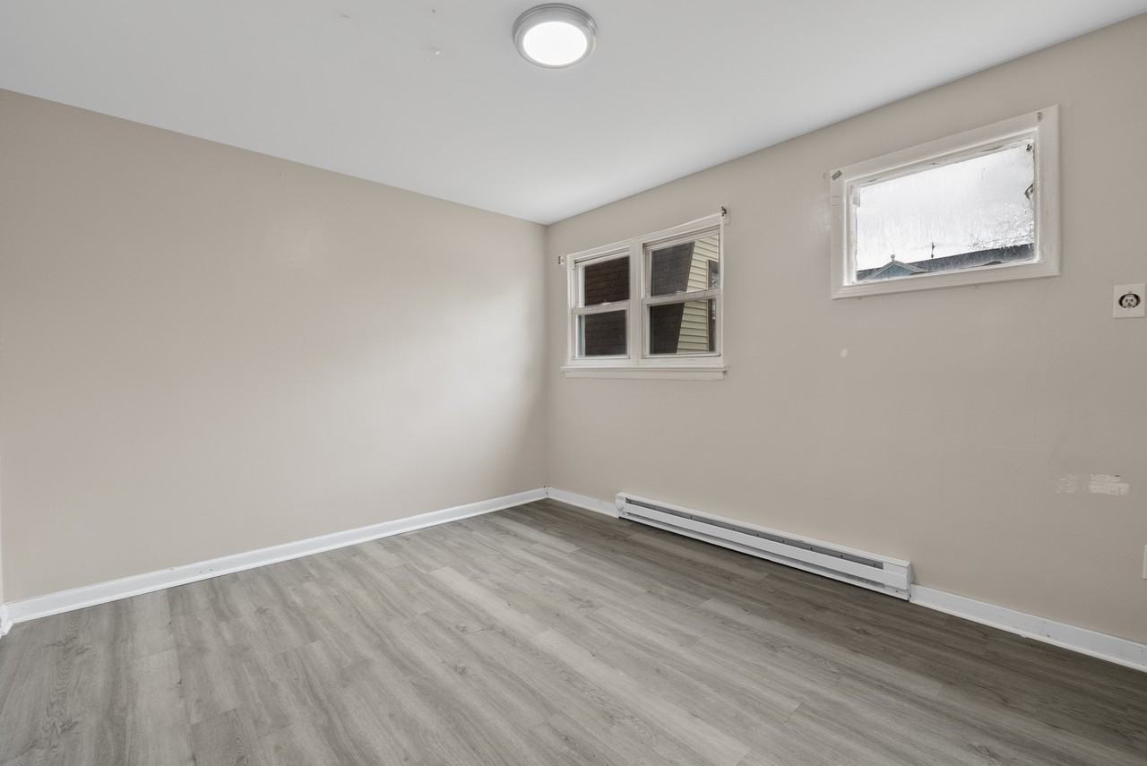 2020 Woodlynne Avenue - Photo 5 of 7