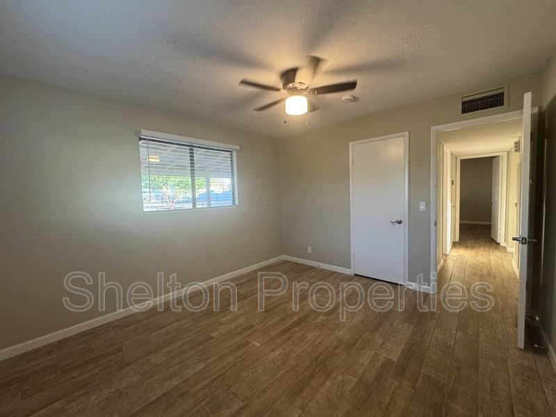 2910 N 193rd Ave - Photo 6 of 20