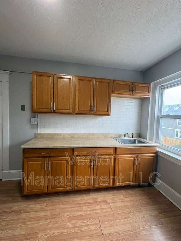 173 Elm St #B21