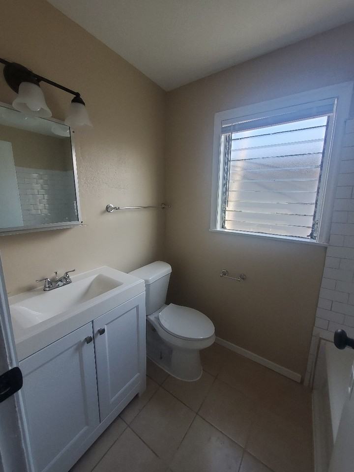 9607 Marlive - Photo 2 of 10