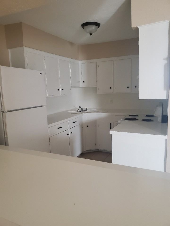 9607 Marlive - Photo 4 of 10