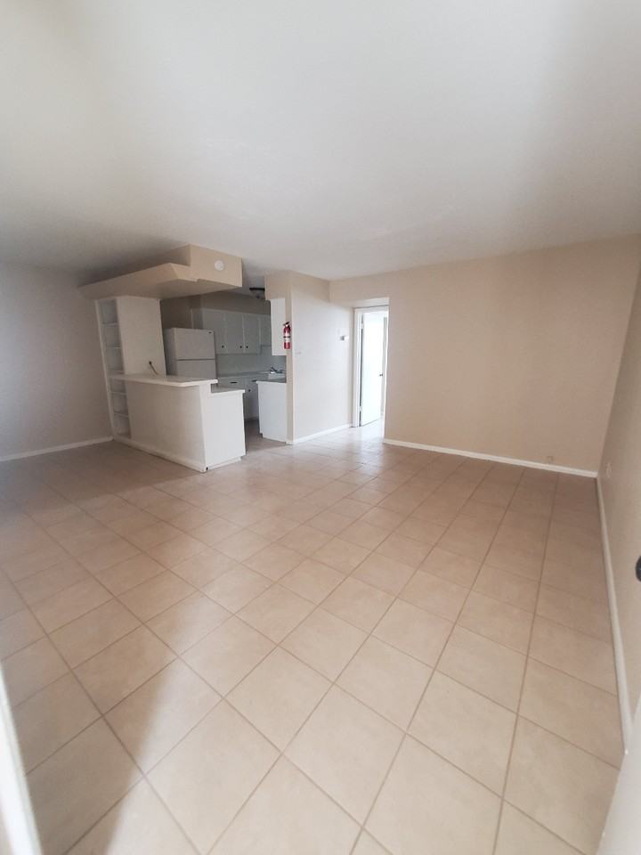 9607 Marlive - Photo 5 of 10