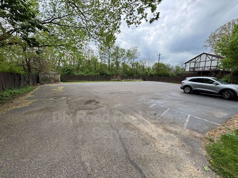 6943 Gracely Dr #3B - Photo 3 of 22