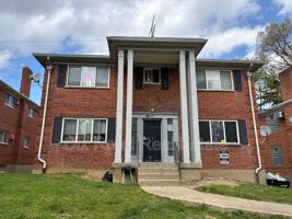 featured image of 1616 Pelham Pl