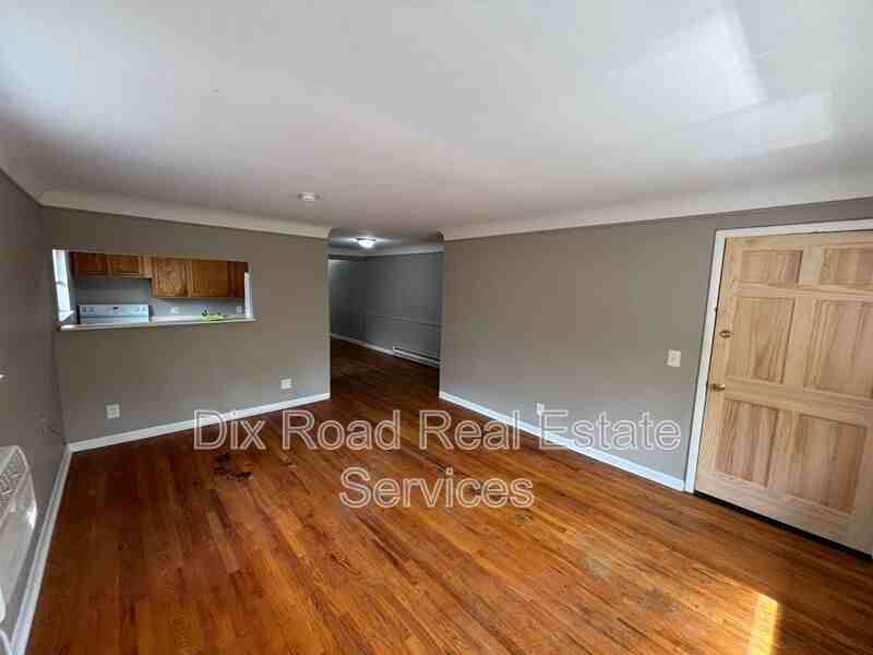 1616 Pelham Pl - Photo 5 of 22