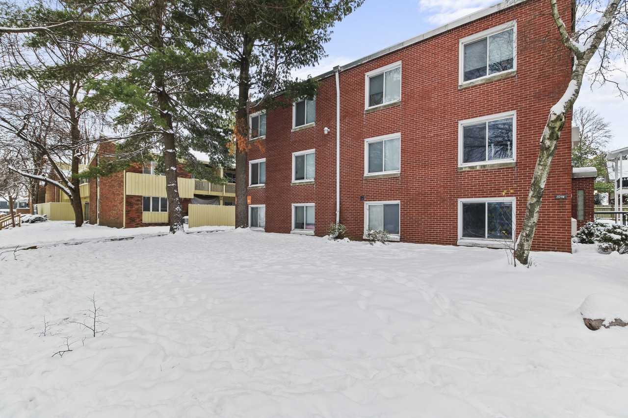 709 W Church St. - Photo 6 of 6