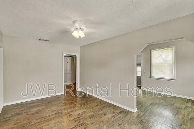 8944 Jackson Ave - Photo 7 of 19