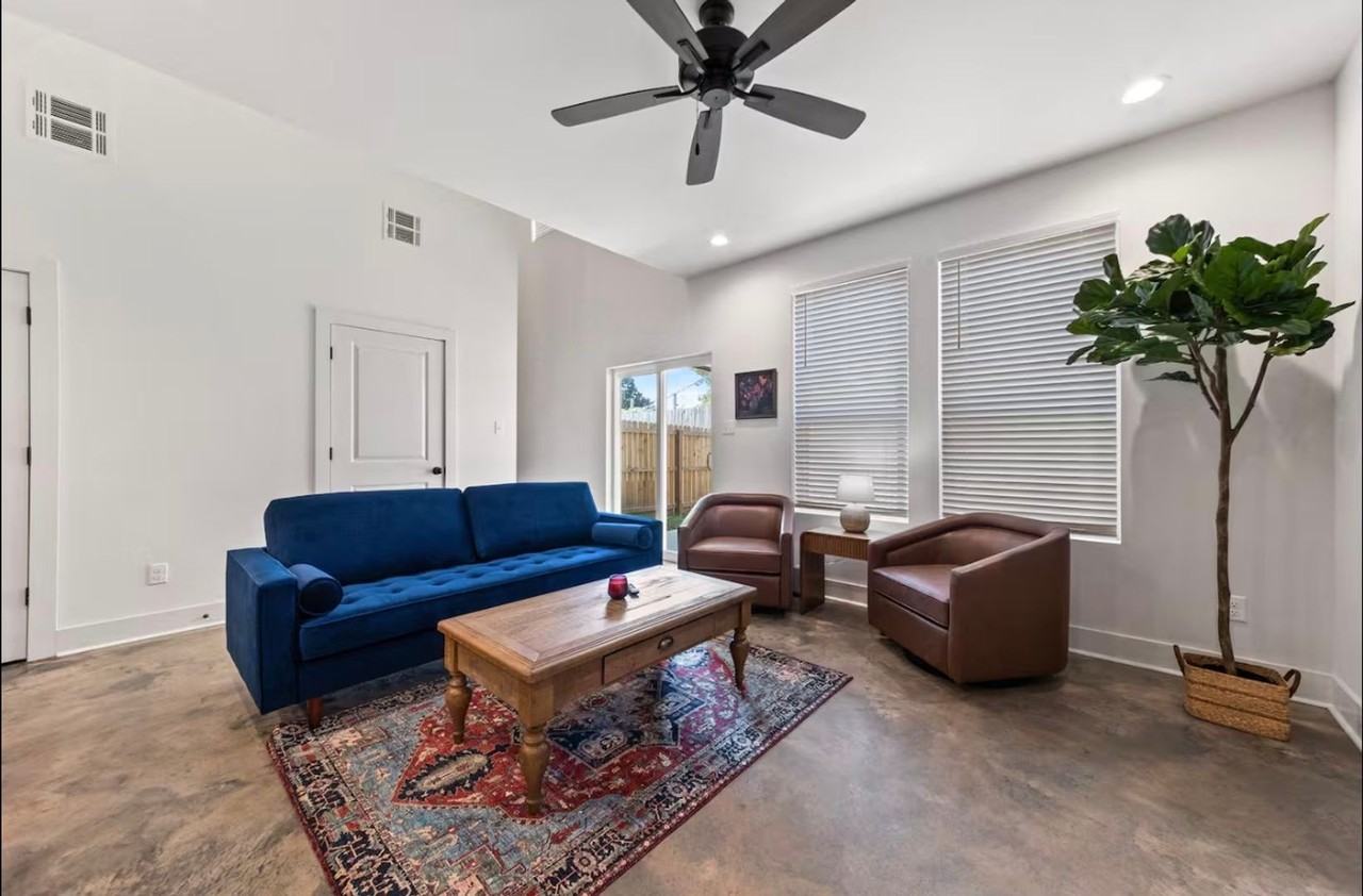 502 Highland Oaks Lane #A - Photo 2 of 17