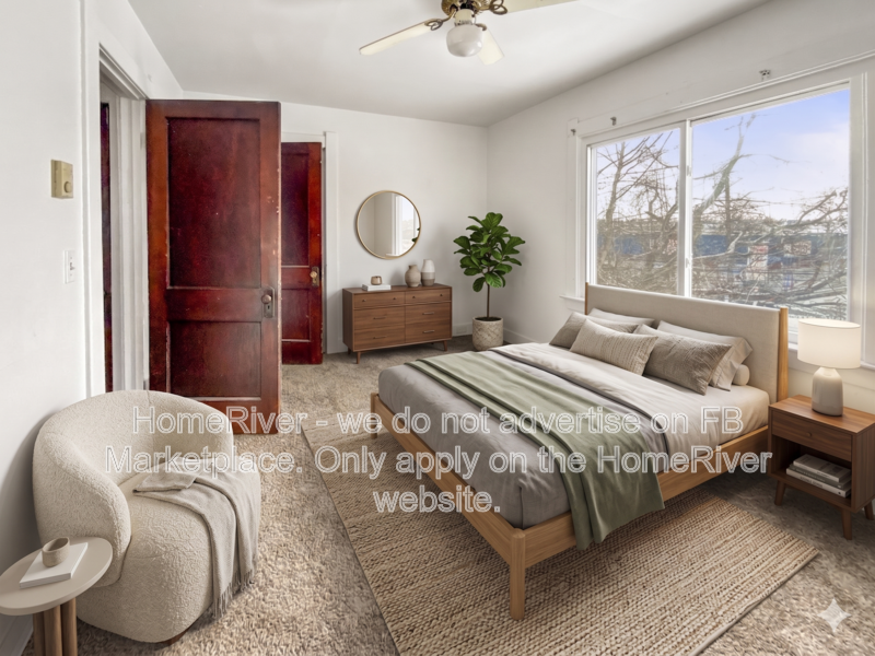 1014 Berdan Ave - Photo 4 of 19