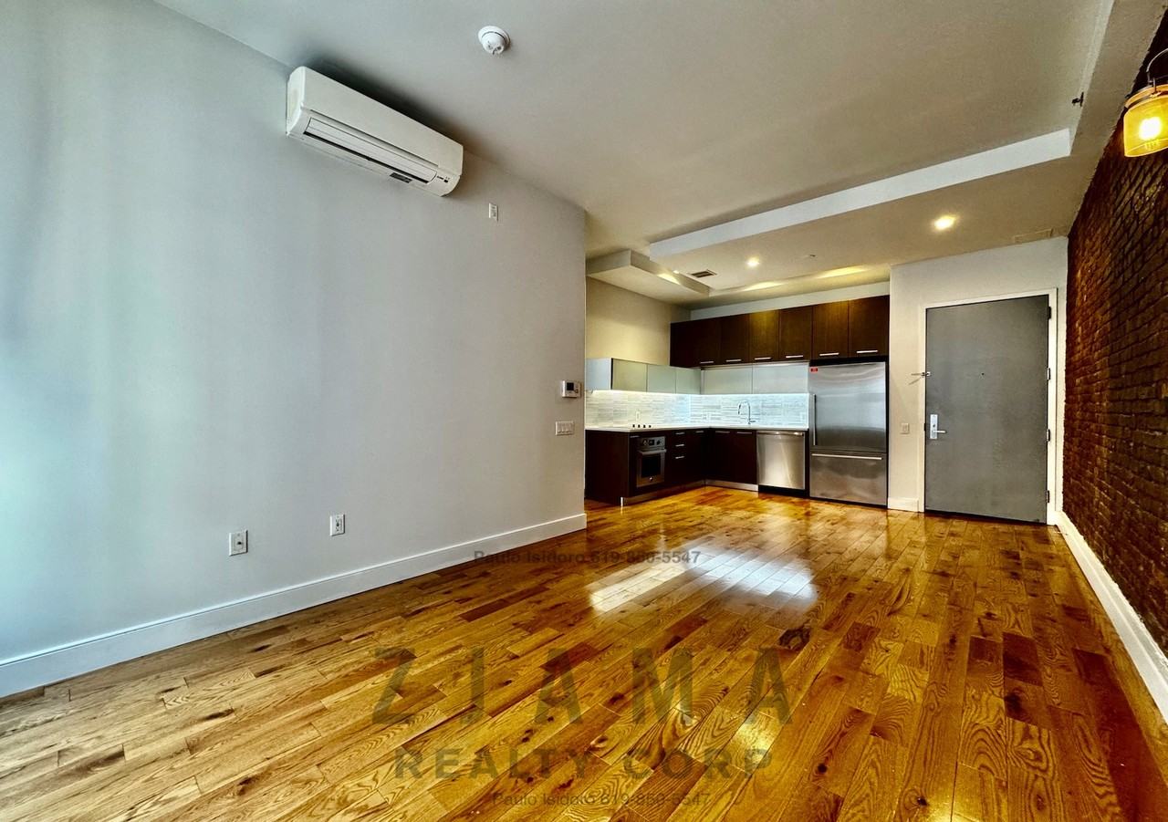 72 Willoughby St #3C - Photo 2 of 10