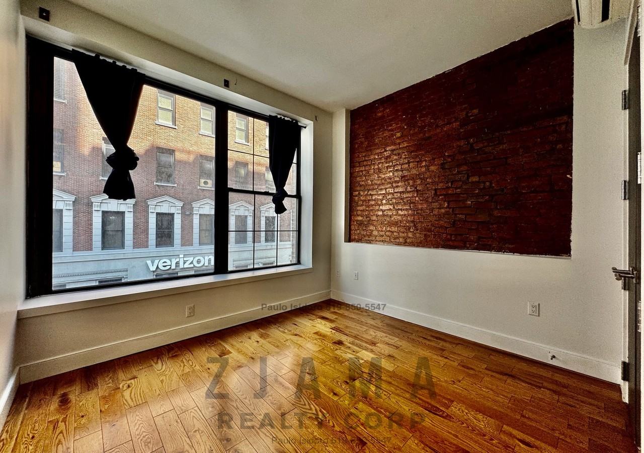 72 Willoughby St #3C - Photo 3 of 10