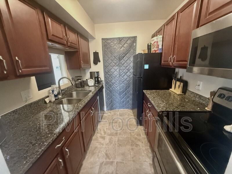 8788 Chase Dr #18 - Photo 3 of 10