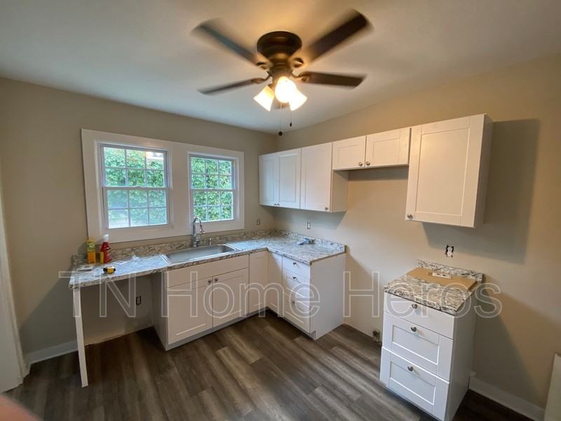 2805 Ontario St - Photo 3 of 11