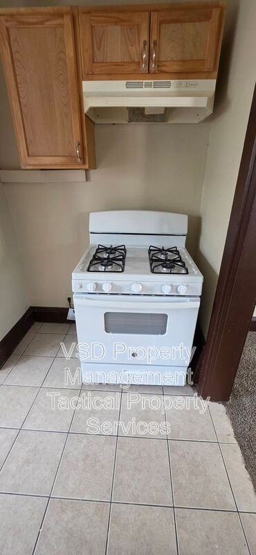 19101 Nitra Ave - Photo 7 of 36