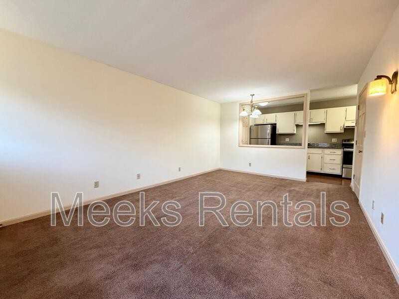 1615 6th Ave #101 - Photo 5 of 13