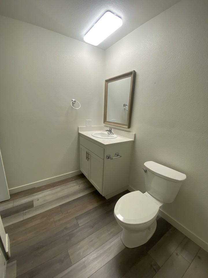3671 Spruce Avenue - Photo 5 of 8