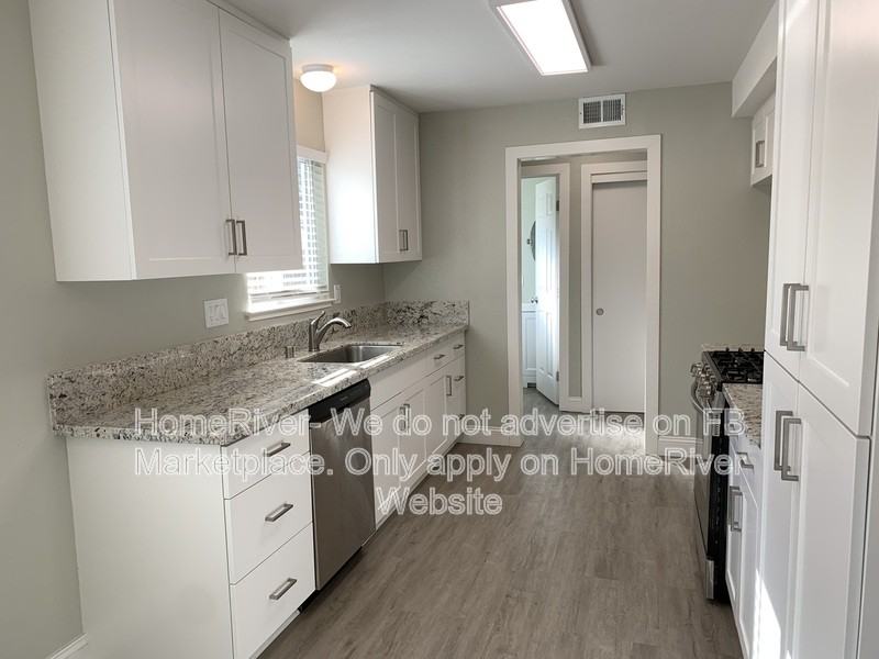 1082 43rd Ave - Photo 2 of 23