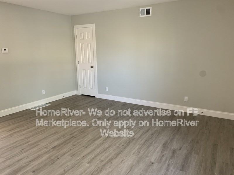 1082 43rd Ave - Photo 6 of 23