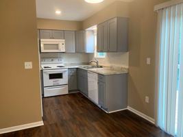 featured image of 3622 Ne Chouteau Trfy